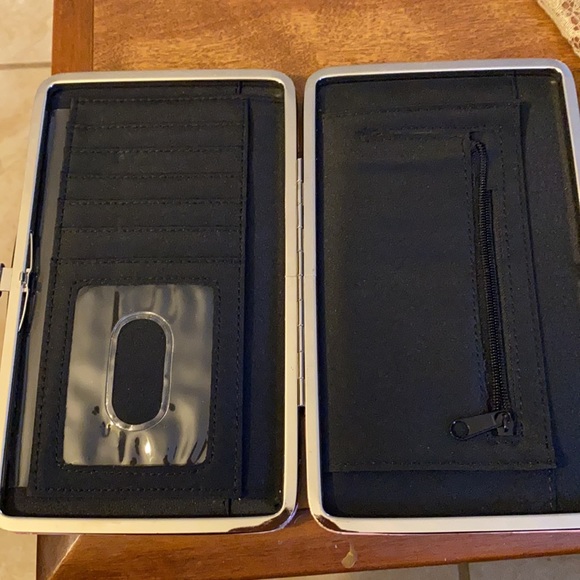 Wallet - Picture 3 of 6